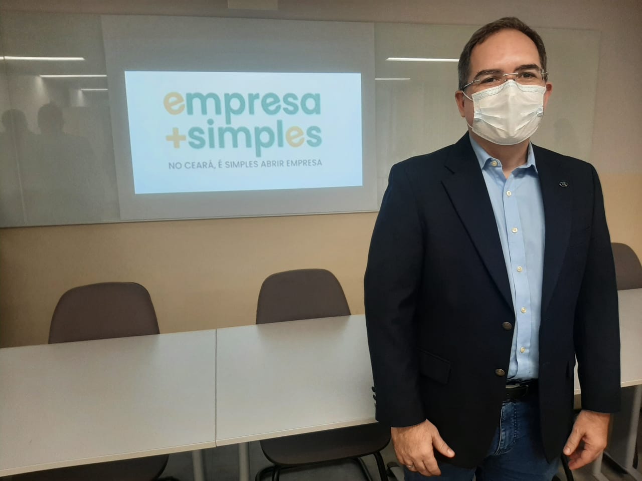 Conselheiro Paulo Teles participa de solenidade de lançamento do programa Empresa Mais Simples